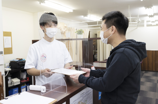 毎日診療!平日朝10時半~夜21時まで受付